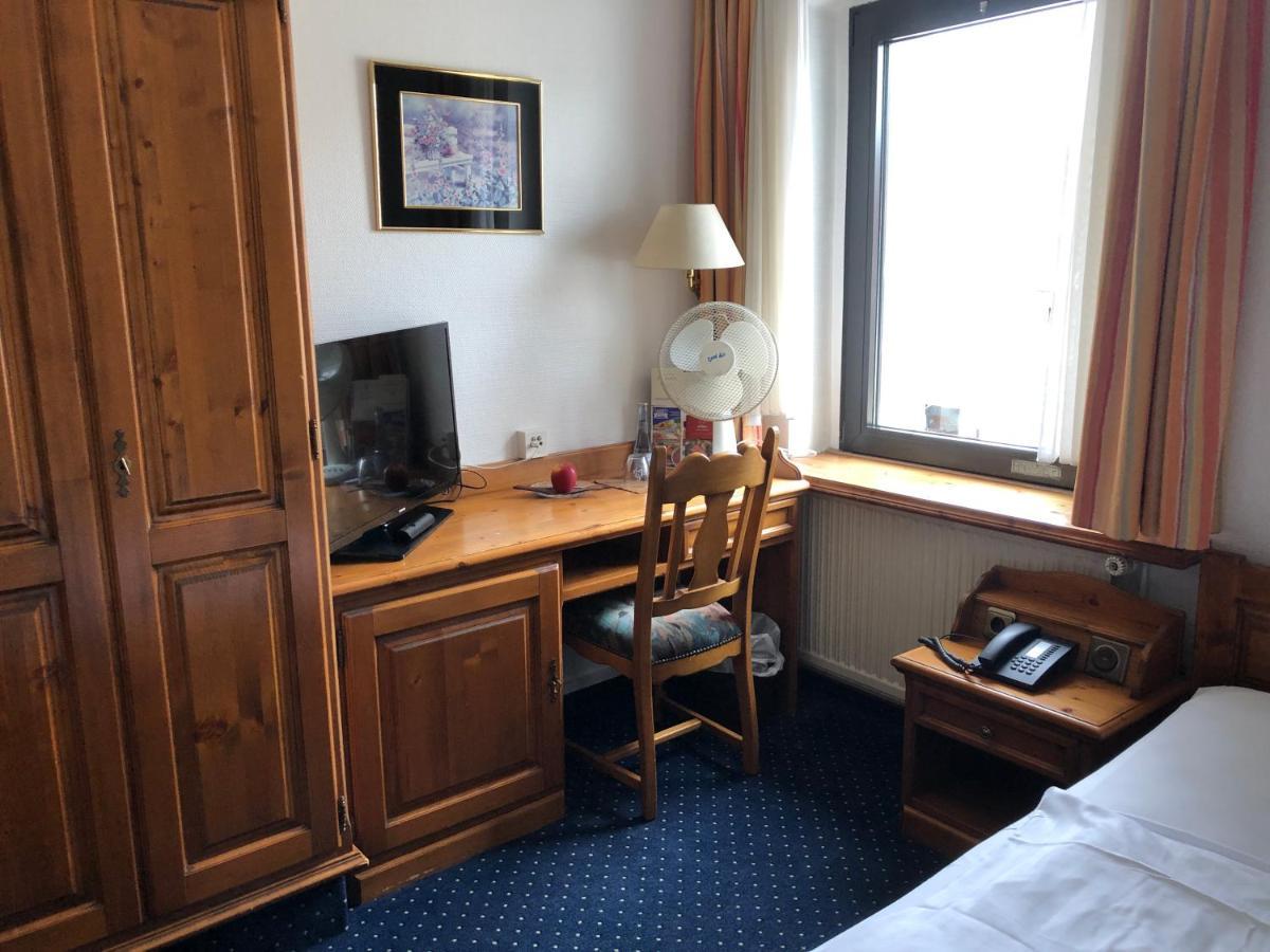 Hotel Restaurant Zum Neuling Бохум Экстерьер фото